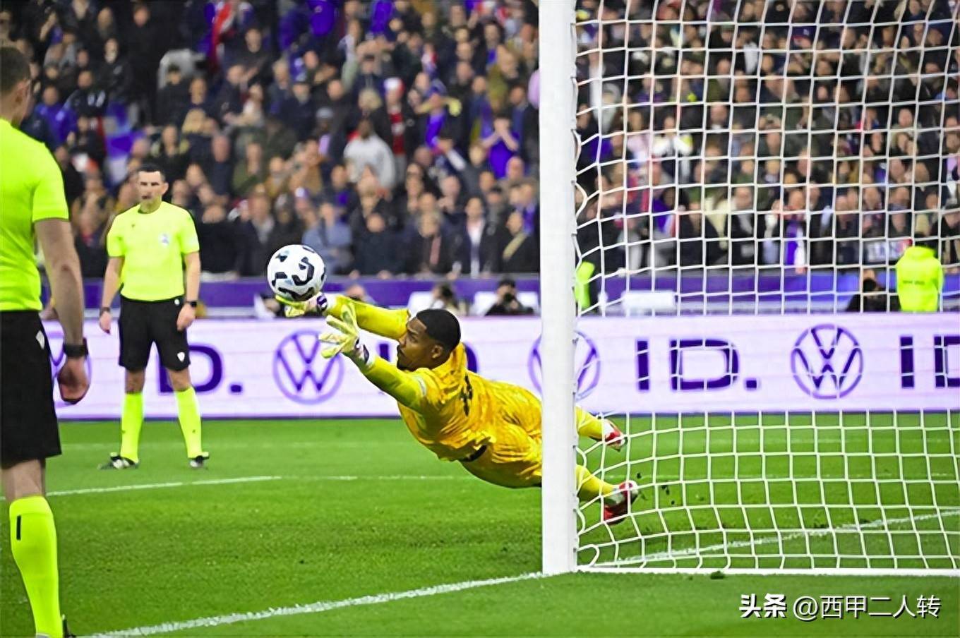 关于出色发挥引发热议！，西亚卡姆在法国队比赛中爆冷赛场气氛高涨的信息