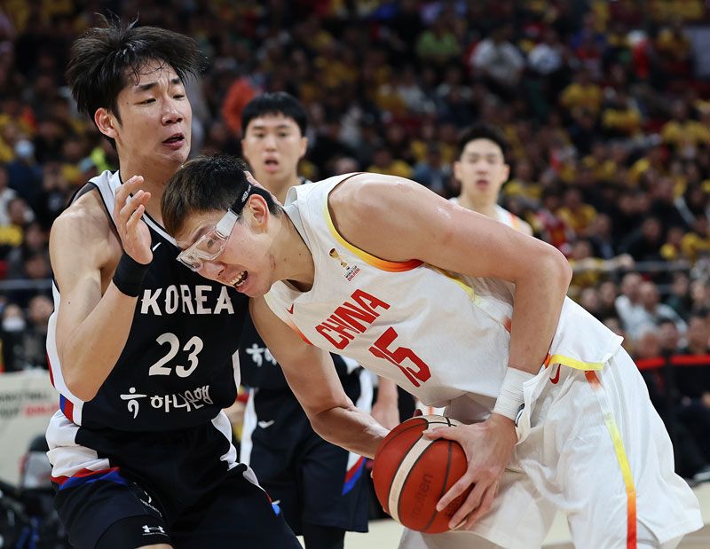 九游娱乐-关于CBA季后赛抢七大战对决在即！广厦男篮演练定位球，拜仁慕尼黑密集防守应对的信息